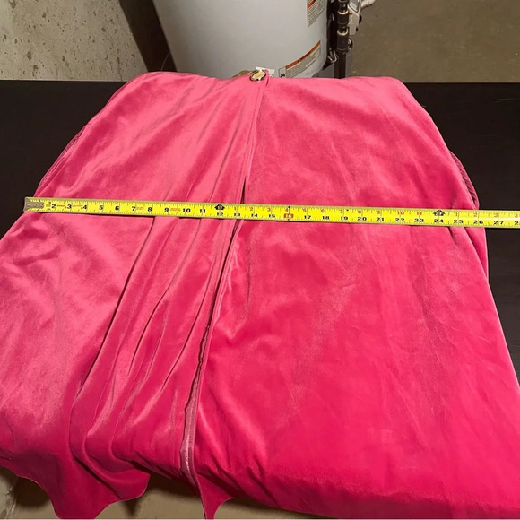 Disney Red and Gold Kids Costume Cape - Picture 9 of 10